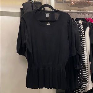 Short sleeved knit peplum top